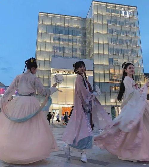 汉服吃瓜面具,揭秘吃瓜面具背后的文化韵味